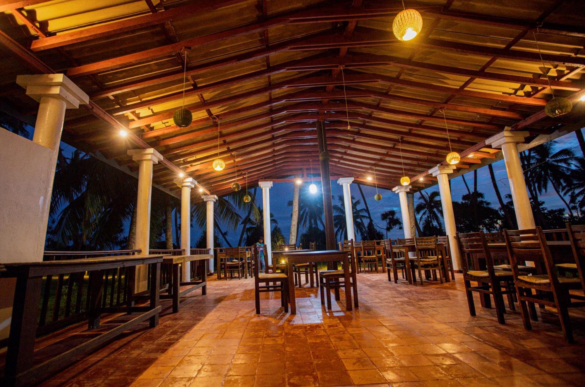 Helios Beach Resort Tangalle Zewnętrze zdjęcie
