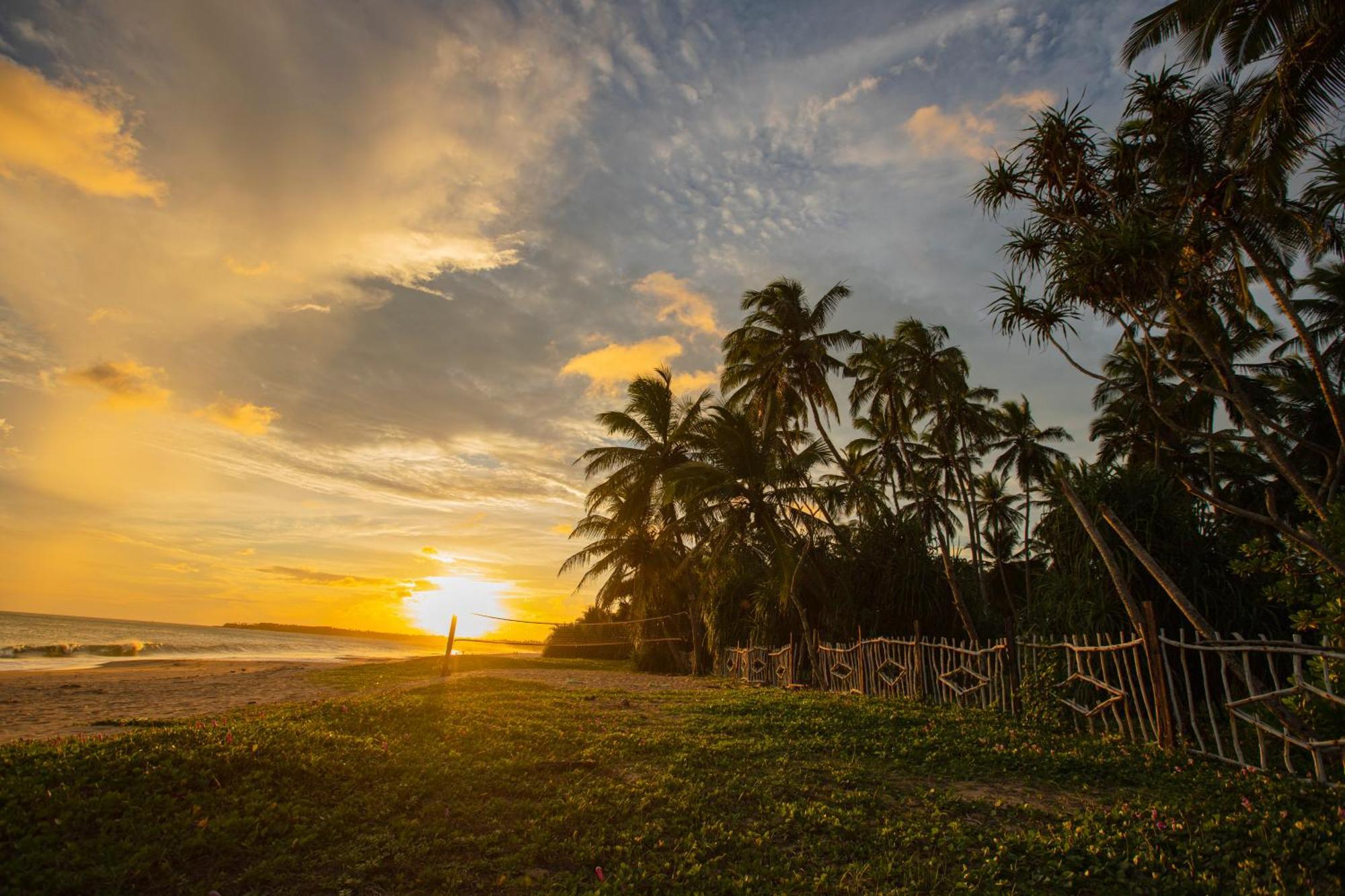 Helios Beach Resort Tangalle Zewnętrze zdjęcie