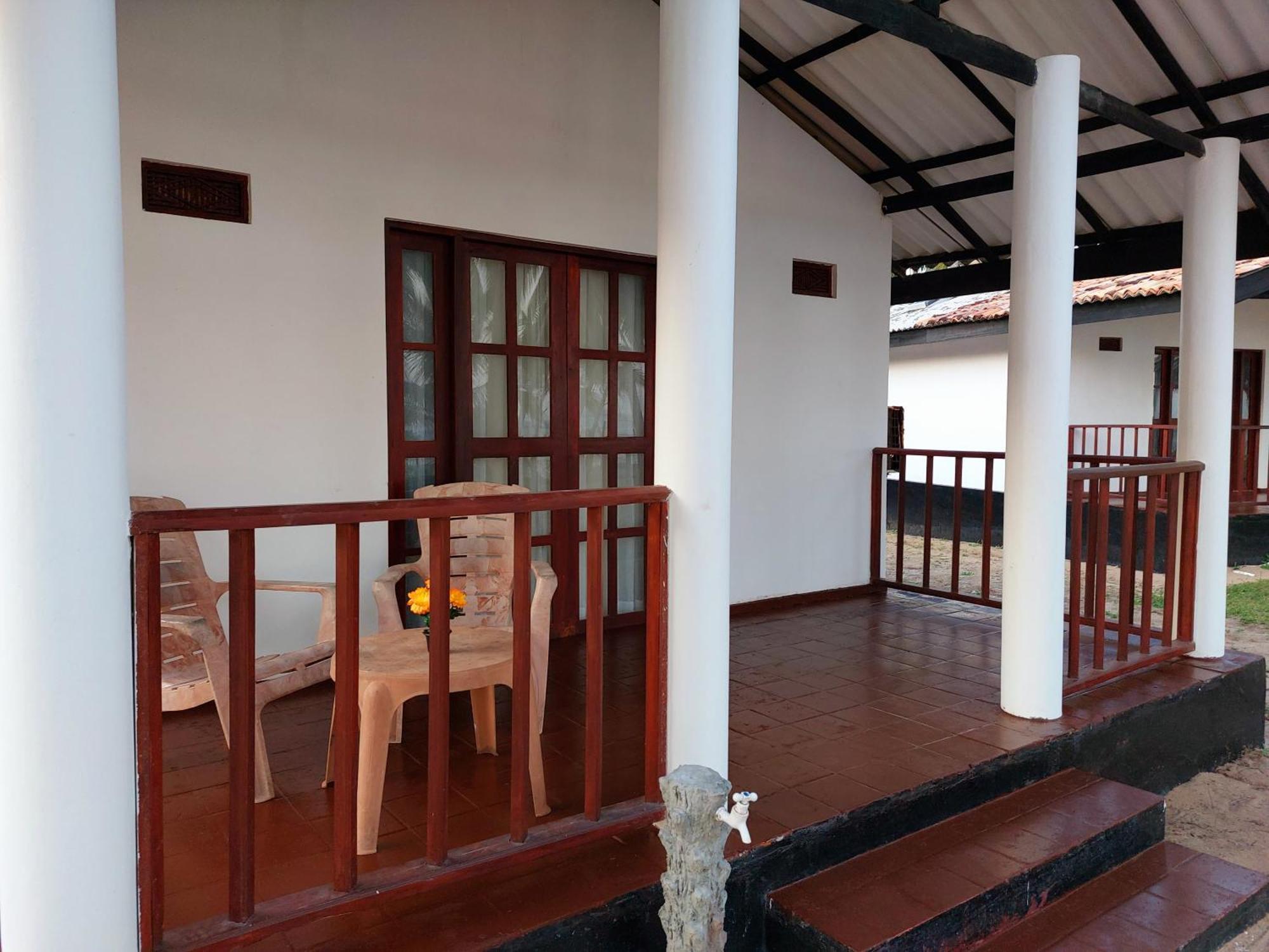 Helios Beach Resort Tangalle Zewnętrze zdjęcie